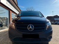 Usado Mercedes Vito 163 HP (119 kW) 2022 Preto Van