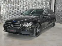 Gebraucht Mercedes E200 Avantgarde 150 PS (110 kW) 2019 Schwarz Kombi
