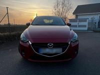Gebraucht Mazda 2 Edition 90 PS (66 kW) 2015 Rot Kleinwagen