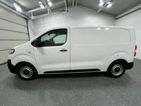 Gebraucht Opel Vivaro 120 PS (88 kW) 2022 Jadeweiss Van / Kleinbus