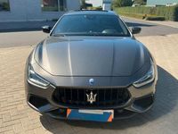 Gebraucht Maserati Ghibli 430 PS (316 kW) 2018 Maratea grey Limousine