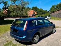 Gebraucht Ford Focus Ambiente 101 PS (74 kW) 2009 Blau Limousine