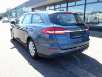 Gebraucht Ford Mondeo 150 PS (110 kW) 2020 Blau Limousine