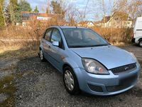 Gebraucht Ford Fiesta 101 PS (74 kW) 2007 Blau Kleinwagen