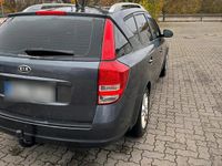 Gebraucht Kia Ceed 116 PS (85 kW) 2011 Grau Kleinwagen
