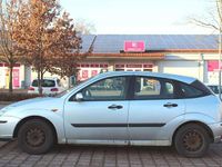 Gebraucht Ford Focus 101 PS (74 kW) 2002 Silber Limousine