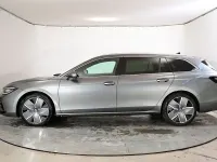 Gebraucht VW Passat R-line 265 PS (194 kW) 2026 Grau Kombi