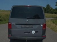 Gebraucht VW Transporter 150 PS (110 kW) 2017 Grau Van