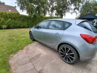 Gebraucht Opel Astra 120 PS (88 kW) 2011 Grau Kleinwagen