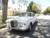 Usata Rolls Royce Silver Shadow 1971 Bianco Berlina