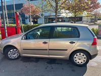 Second-hand VW Golf V 110 CP (80 kW) 2005 Andere farben Hatchback