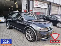Gebraucht VW Tiguan Allspace R-line 150 PS (110 kW) 2019 Schwarz SUV