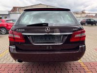 gebraucht Mercedes E200 BlueEfficiency *ELEGANCE/AUTOMATIK/NAVI*