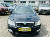 Gebraucht Skoda Octavia Ambition 105 PS (77 kW) 2012 Schwarz Kombi