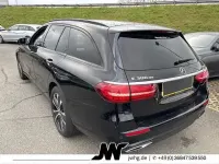 Gebraucht Mercedes E300 Avantgarde 306 PS (225 kW) 2022 Schwarz  unilack Kombi