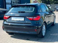 Gebraucht Audi A1 Sportback Advanced 110 PS (80 kW) 2023 Schwarz Kleinwagen