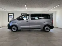 Neu Opel Vivaro-e Combi 179 PS (131 kW) 2026 Grau Van / Kleinbus