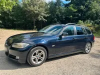 Gebraucht BMW 318 143 PS (105 kW) 2009 Blau Kombi