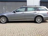 Gebraucht Mercedes E220 Elegance 170 PS (125 kW) 2012 Grau Kombi