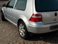 Gebraucht VW Golf 110 PS (80 kW) 2003 Silber Coupé