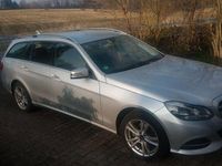 Gebraucht Mercedes E200 Avantgarde 136 PS (100 kW) 2015 Grau Kombi