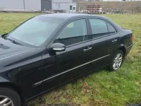 Usado Mercedes E220 150 CV (110 kW) 2004 Negro Berlina