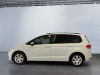 Gebraucht VW Touran Comfortline 150 PS (110 kW) 2022 Pure white Van / Kleinbus