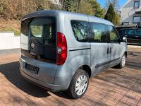 Gebraucht Fiat Doblò 95 PS (69 kW) 2011 Grau Van / Kleinbus