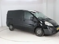 Gebraucht Peugeot TePee 90 PS (66 kW) 2011 Schwarz Kombi