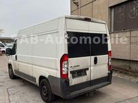 Second-hand Citroën Jumper 101 CP (74 kW) 2010 Alb Monovolum