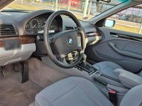 Second-hand BMW 320 150 CP (110 kW) 1998 Albastru Berlinǎ