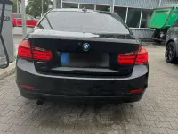 Gebraucht BMW 320 187 PS (137 kW) 2012 Schwarz Limousine