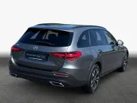 Gebraucht Mercedes C200 204 PS (150 kW) 2025 Grau Kombi