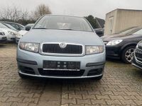 Gebraucht Skoda Fabia Classic 54 PS (39 kW) 2005 Grau Limousine