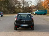 Gebraucht Opel Corsa 75 PS (55 kW) 2004 Schwarz Kleinwagen