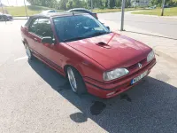 Brugt Renault 19 135 HK (99 kW) 1993 Rød Cabriolet