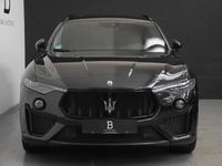 gebraucht Maserati Levante Trofeo V8*Facelift*PANO*LUFT*B&W*CARBON*