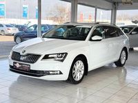 Gebraucht Skoda Superb Style 150 PS (110 kW) 2018 Bila moon/moon white Kombi