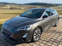 Gebraucht Ford Focus Trend 125 PS (91 kW) 2018 Grau Limousine