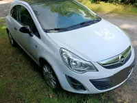 Gebraucht Opel Corsa 101 PS (74 kW) 2013 Weiß Kleinwagen