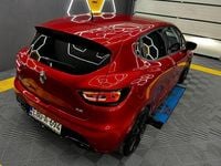 Gebraucht Renault Clio IV Trophy 220 PS (161 kW) 2017 Rot Limousine