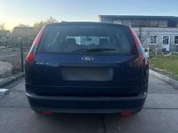 Second-hand Ford Focus 70 CP (51 kW) 2005 Albastru Break