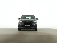 Gebraucht Hyundai Kona Select 100 kW (136 PS) 2023 Schwarz SUV
