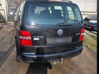 Gebraucht VW Touran 116 PS (85 kW) 2003 Schwarz Van / Kleinbus