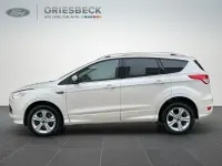 Gebraucht Ford Kuga Individual 179 PS (131 kW) 2016 Arktisweiß (metallic) SUV