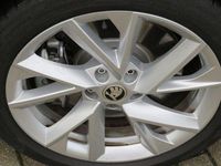 Gebraucht Skoda Superb Selection 204 PS (150 kW) 2024 Gelb Limousine