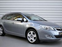 Gebraucht Opel Astra Design Edition 140 PS (102 kW) 2011 Silber Limousine