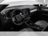 Neu Volvo XC40 163 PS (119 kW) 2026 Grau (forest lake / metallic) SUV