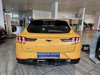 Gebraucht Ford Mustang Mach-E Premium 258 kW (351 PS) 2024 Cyber orange metallic SUV