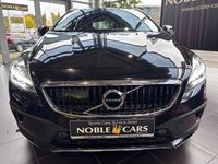 Gebraucht Volvo V40 Momentum 152 PS (111 kW) 2018 Schwarz SUV